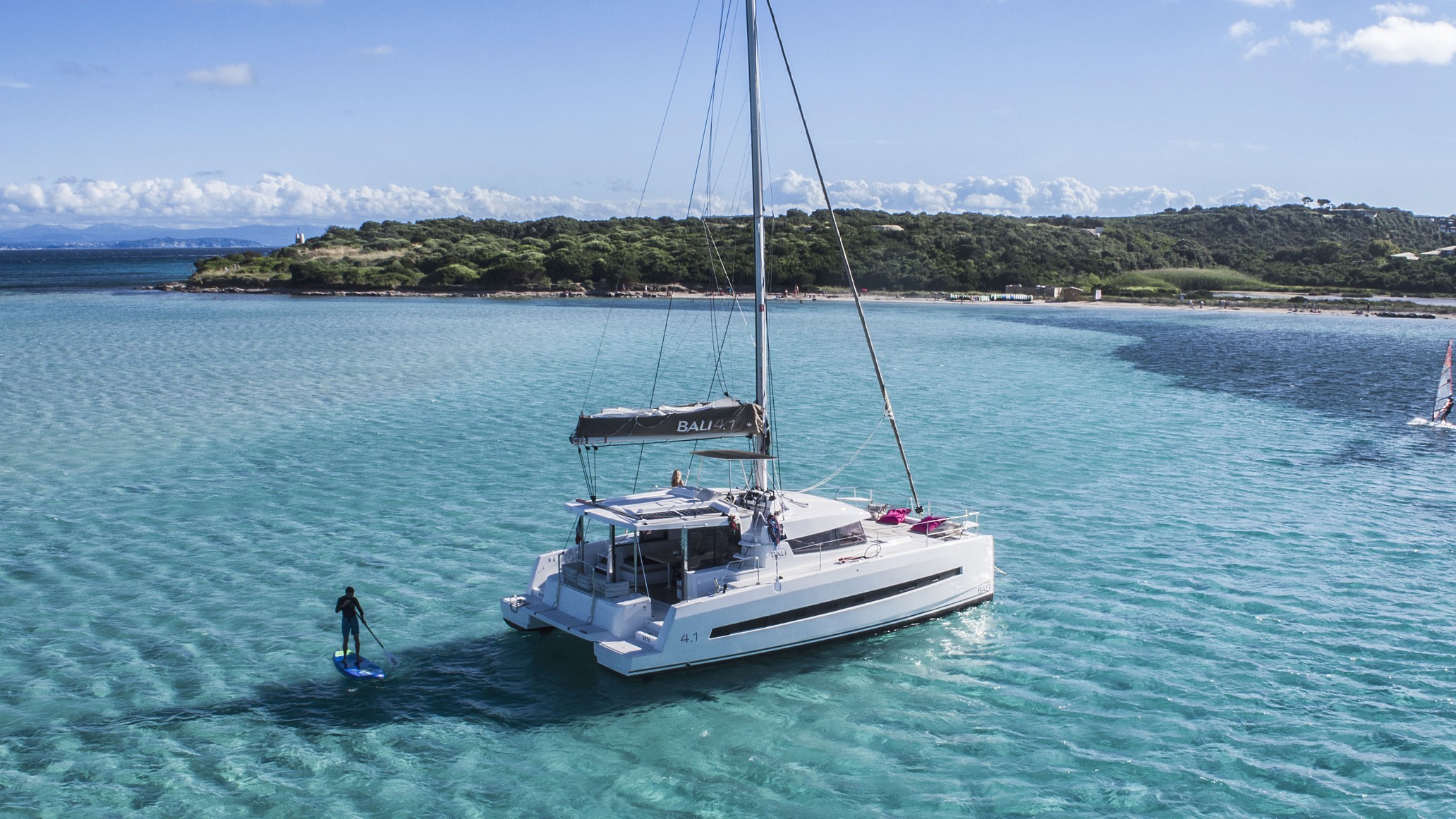 Daily yacht cruises in Kefalonia on a sailing catamaran
